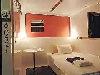 ファーストキャビン愛宕山 東京都 0*,  日本