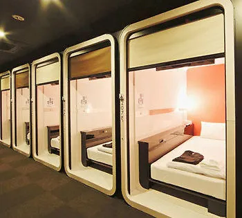 Capsule hotel First Cabin Shinbashi Atagoyama Tokyo