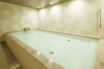 Capsule hotel First Cabin Shinbashi Atagoyama Tokyo